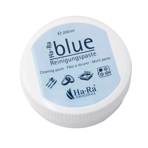 The Use of a Blue Paste for Cleaning